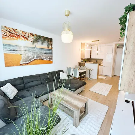 Sara Lux A Blok Apartment Belgrade